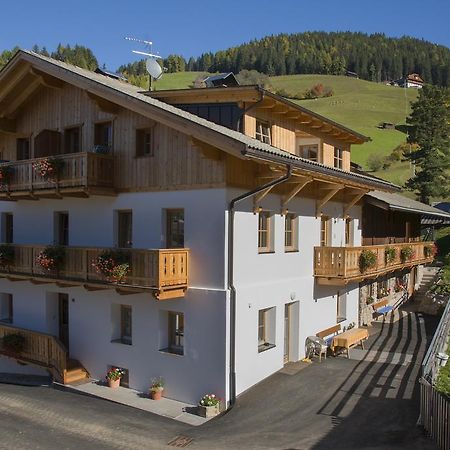 Appartments Jagerhof Braies  Eksteriør bilde