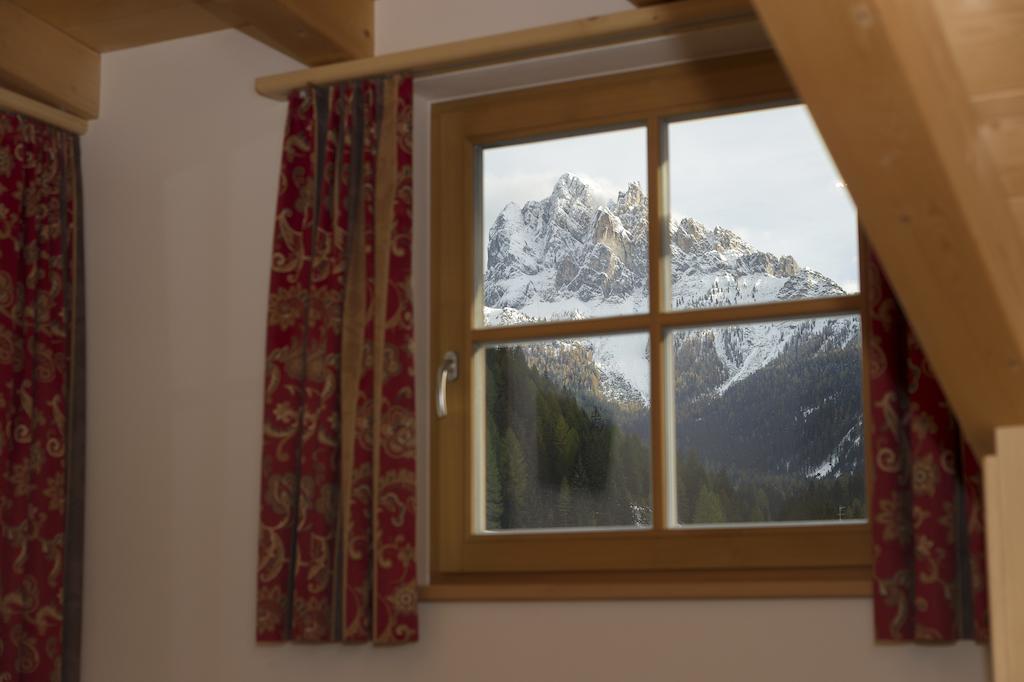 Appartments Jagerhof Braies  Rom bilde